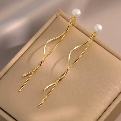 Stunning Pearl Earring for Daily Wear