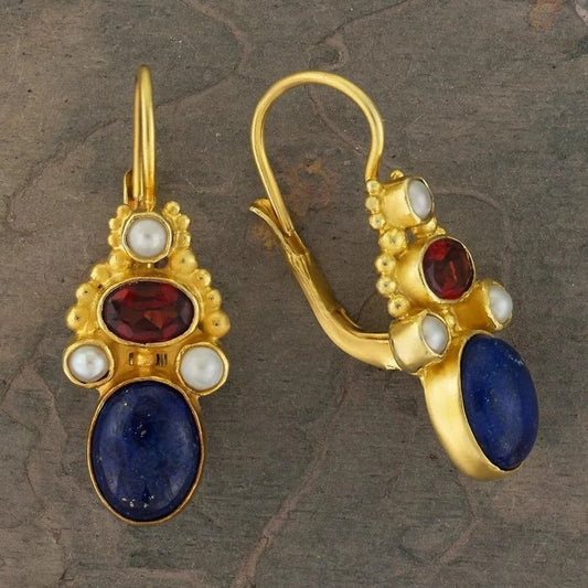 Beautiful Pearl Earring with Unique Style