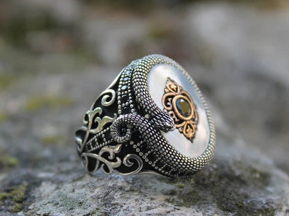 Beautiful Pearl Ring with Unique Style