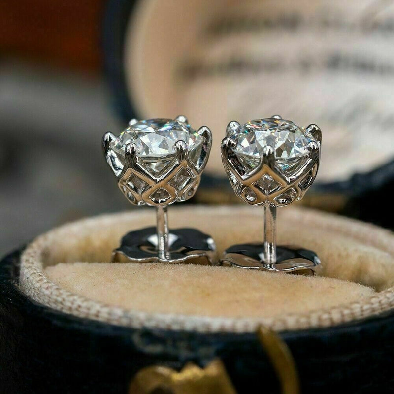 Stunning Earring for Daily Wear