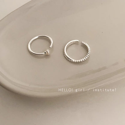 Classic Pearl Ring with Timeless Appeal