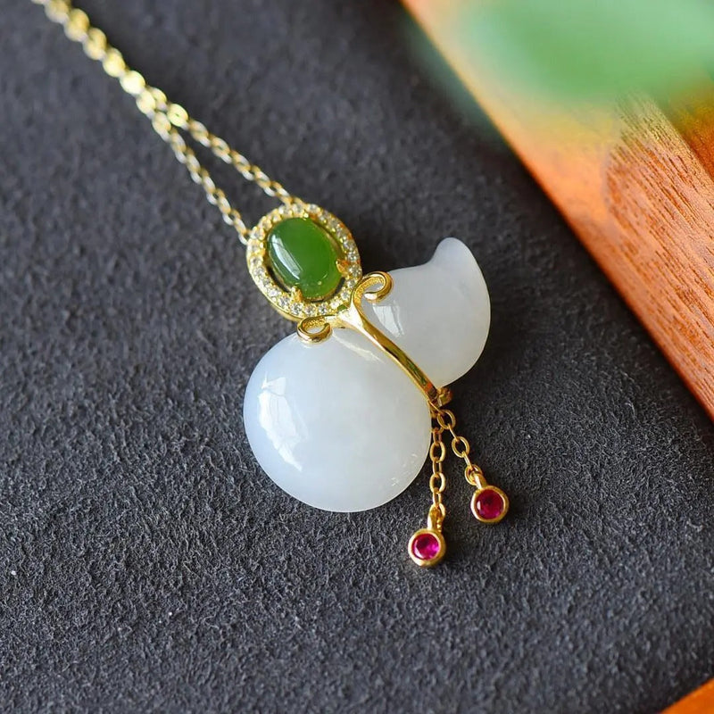 Classic Necklace with Timeless Appeal