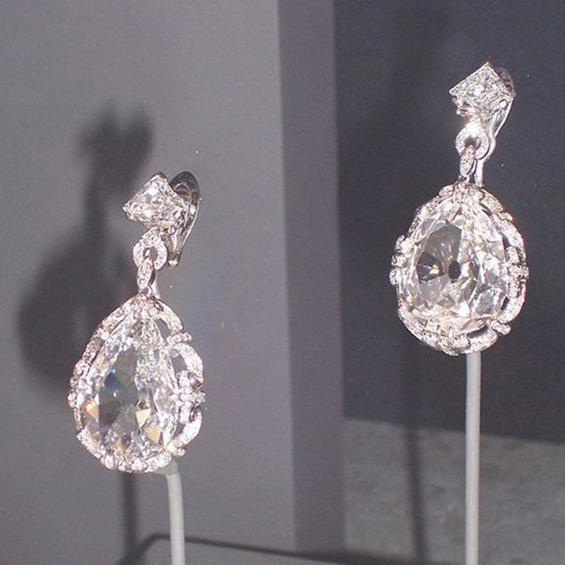 Beautiful Earring with Unique Style