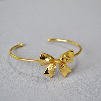 Delicate Artisan Gold Bracelet