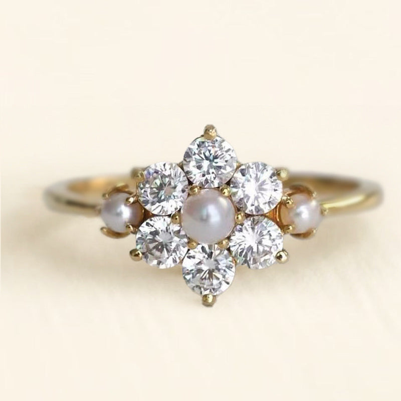 Beautiful Pearl Ring with Unique Style