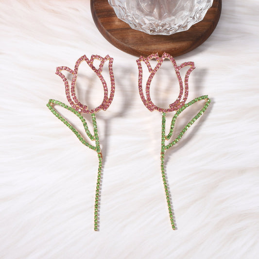 Charming Earring for Any Occasion