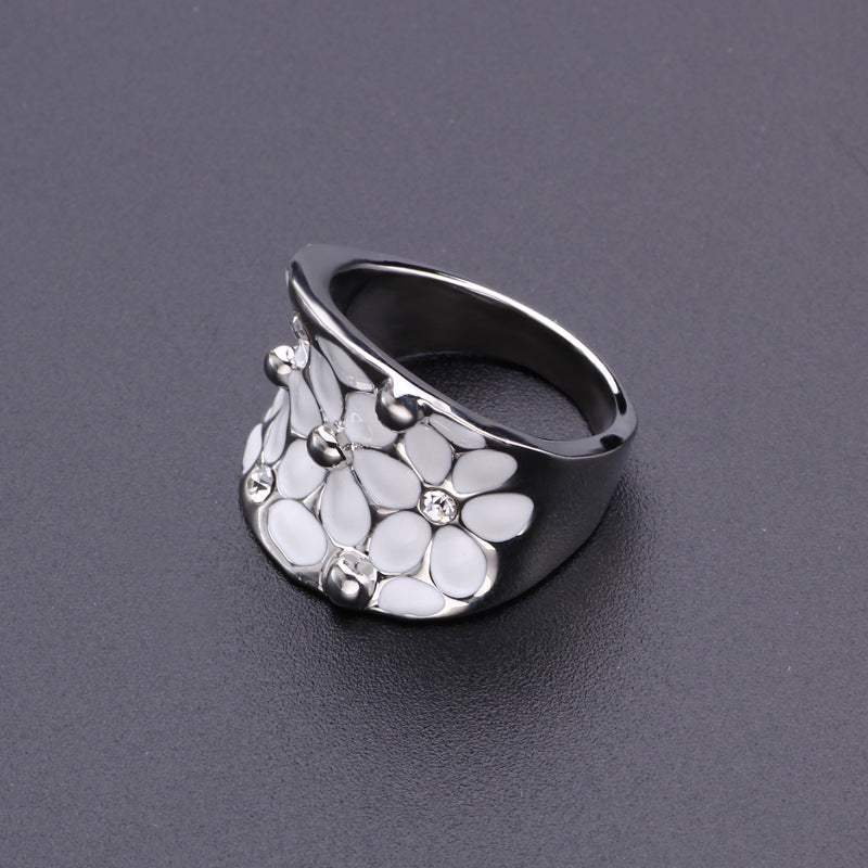 Elegant Ring for Every Occasion