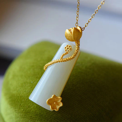 Charming Gold Necklace for Any Occasion