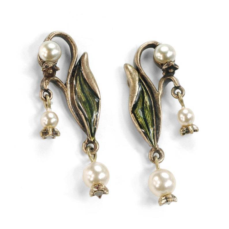 Delicate Artisan Pearl Earring