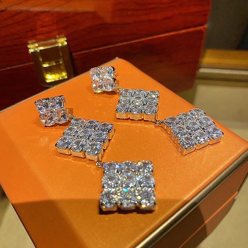 Classic Earring with Timeless Appeal