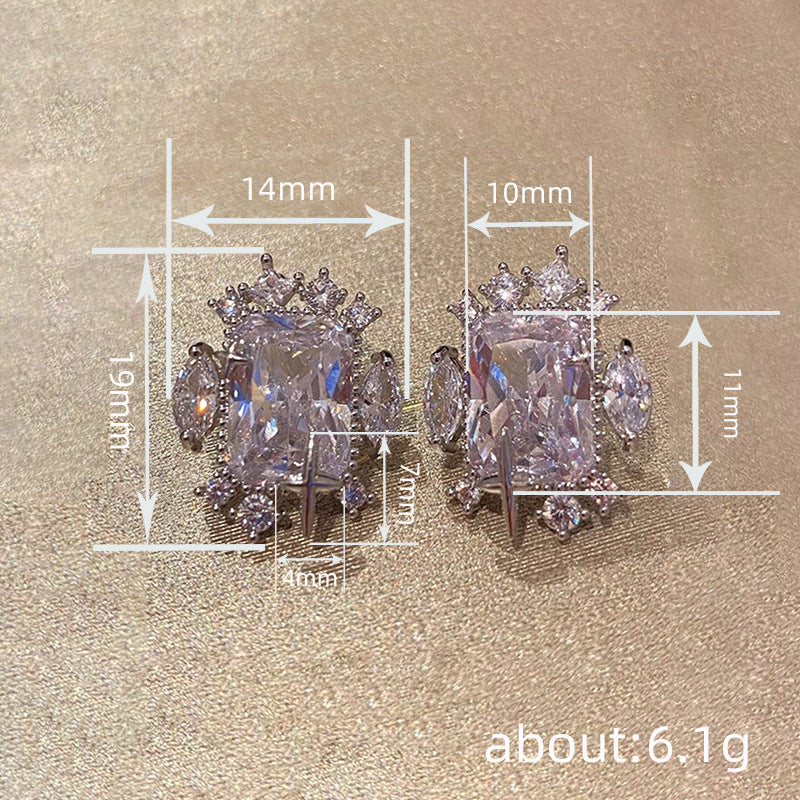 Beautiful Earring with Unique Style