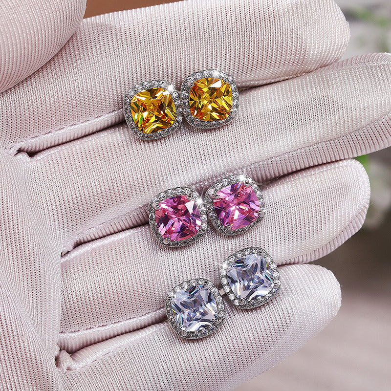 Beautiful Earring with Unique Style