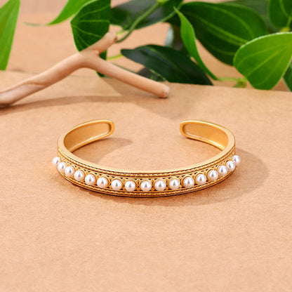 Delicate Artisan Gold Bracelet