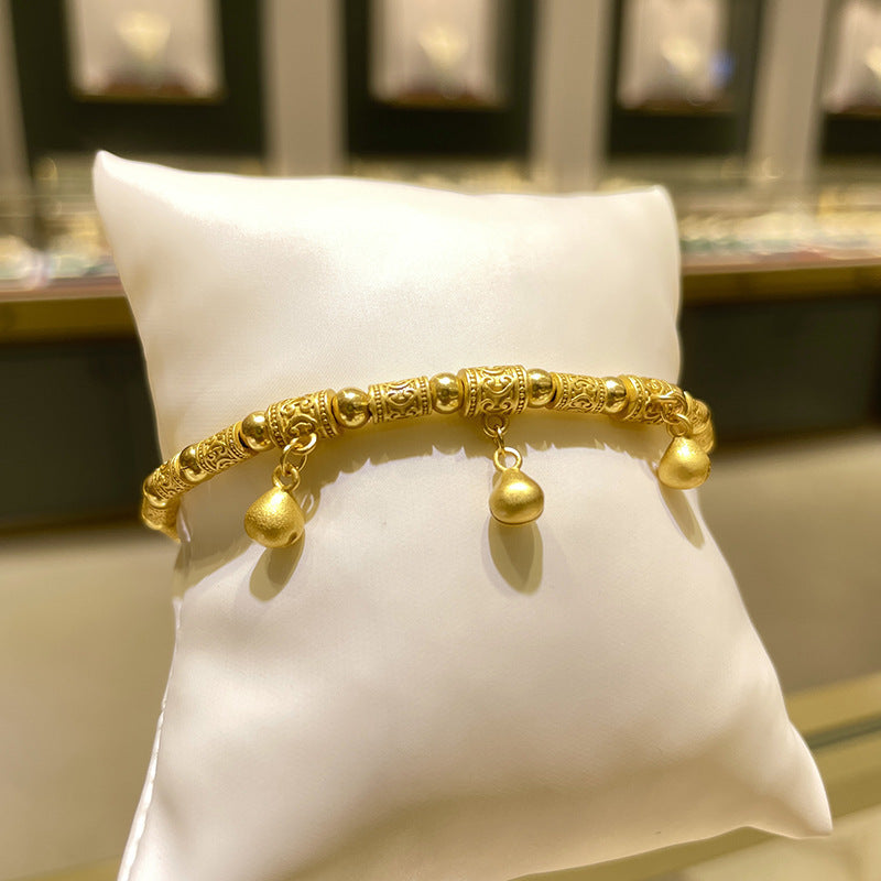 Charming Piece for Any Occasion