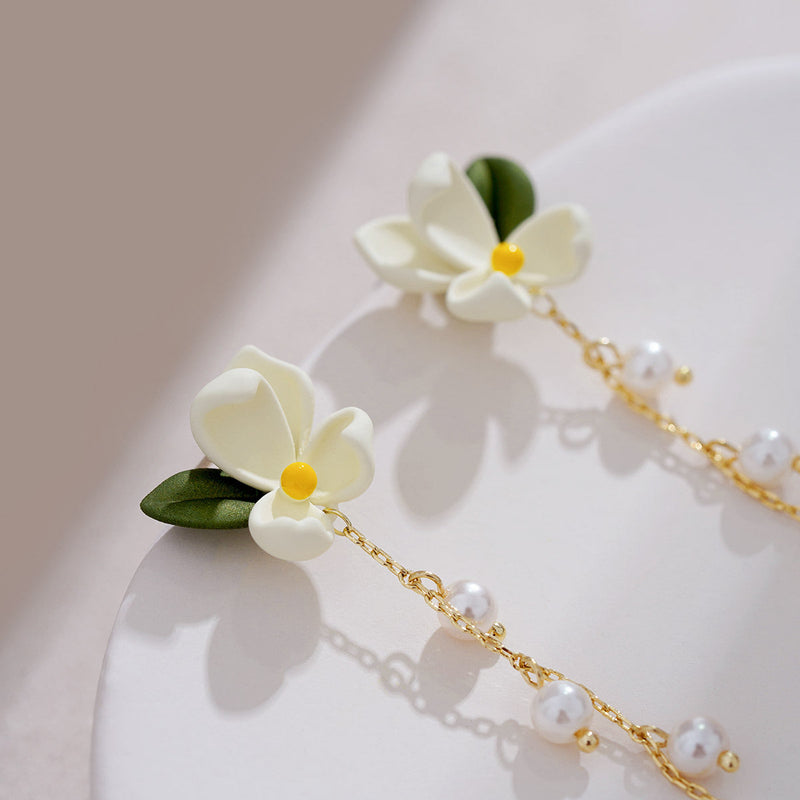 Stunning Pearl Earring for Daily Wear