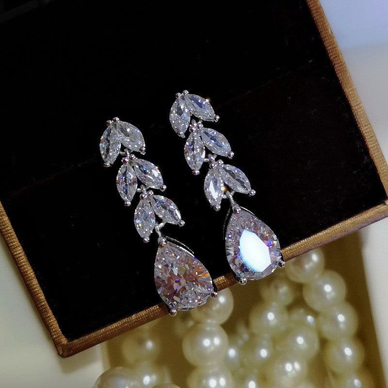 Classic Earring with Timeless Appeal