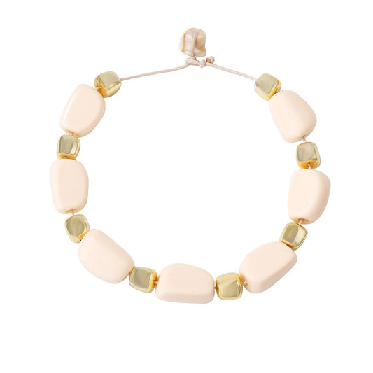 Charming Piece for Any Occasion