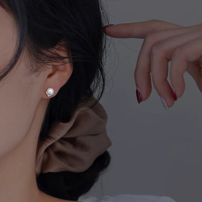 Romantic Pearl Earring for Special Moments