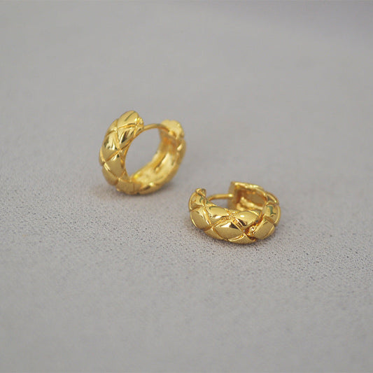 Stunning Gold Earring for Daily Wear