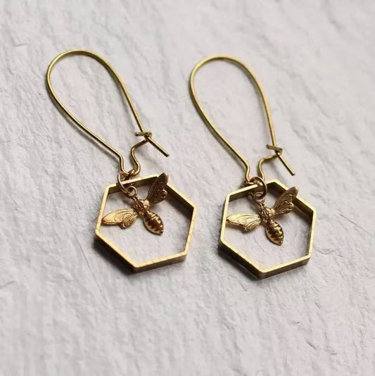 Charming Earring for Any Occasion