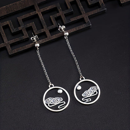 Charming Earring for Any Occasion