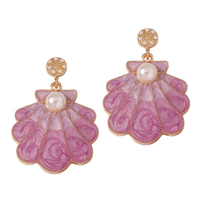 Charming Pearl Earring for Any Occasion