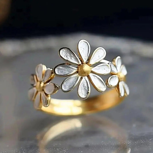 Elegant Ring for Every Occasion