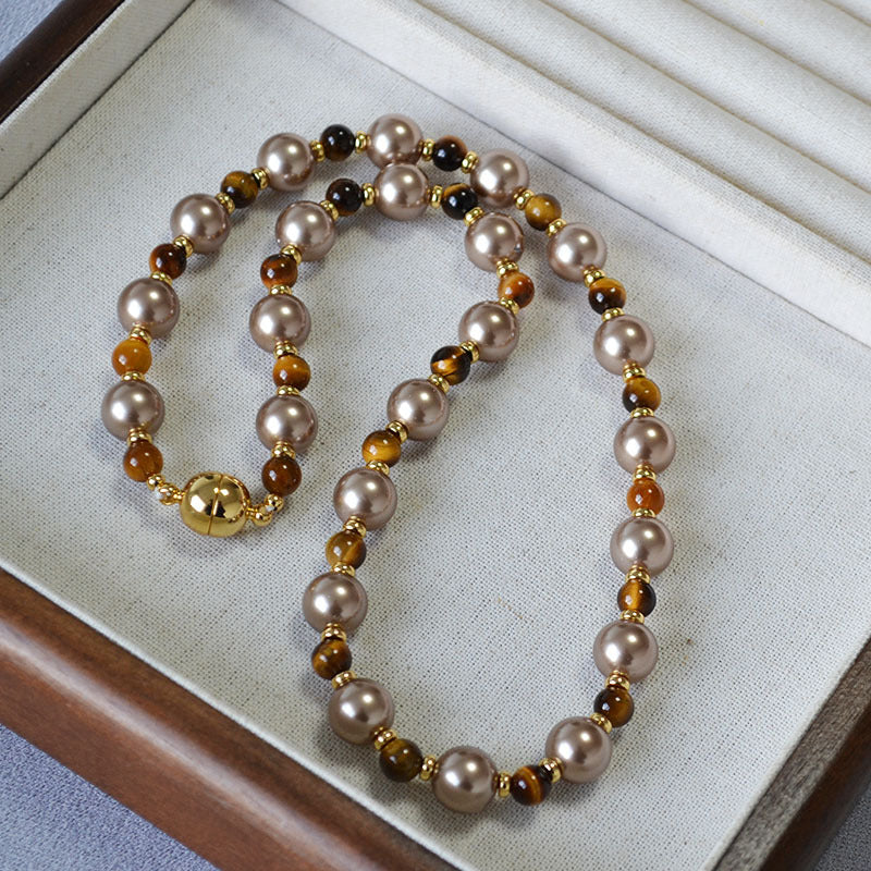 Beautiful Pearl Necklace with Unique Style