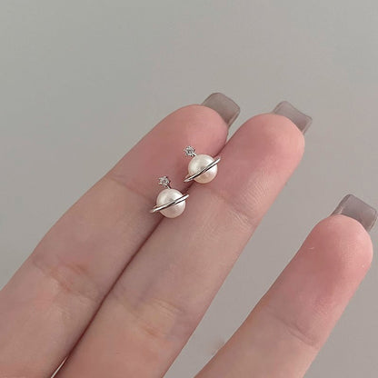 Charming Pearl Earring for Any Occasion