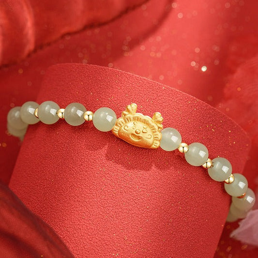 Charming Silver Bracelet for Any Occasion