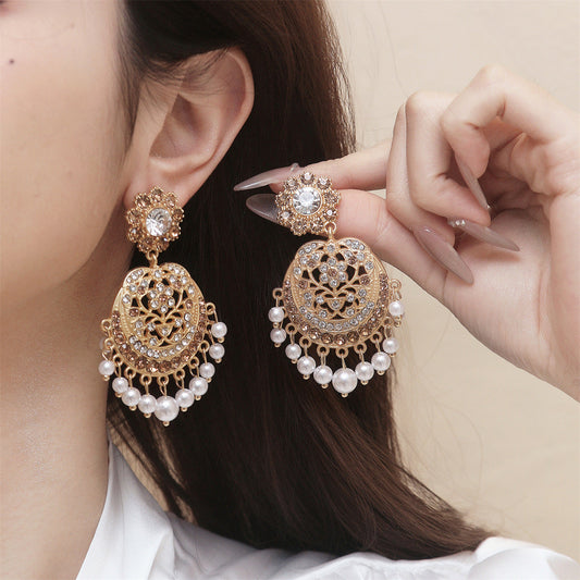 Charming Earring for Any Occasion