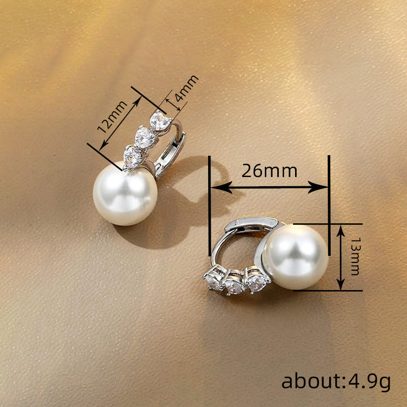 Classic Pearl Earring with Timeless Appeal