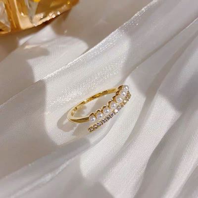 Classic Pearl Ring with Timeless Appeal