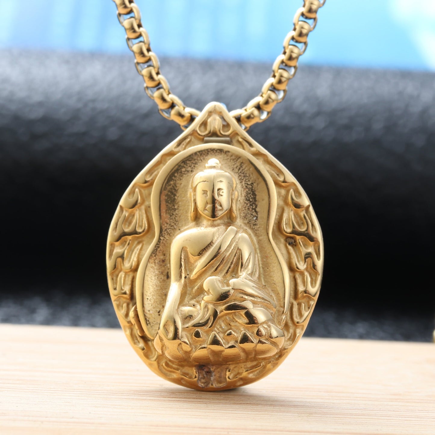 Classic Necklace with Timeless Appeal