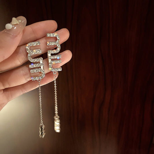 Romantic Earring for Special Moments