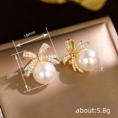 Classic Pearl Earring with Timeless Appeal