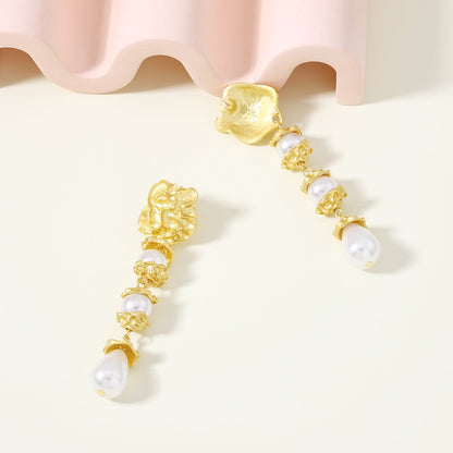 Romantic Pearl Earring for Special Moments