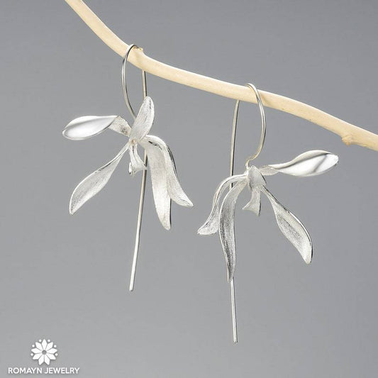 Romantic Earring for Special Moments