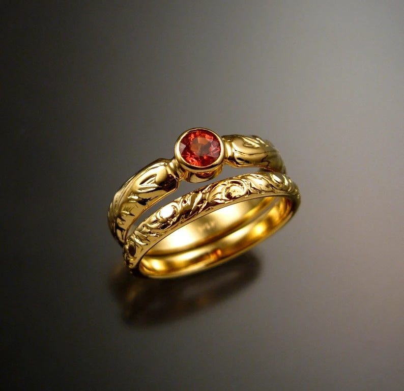 Beautiful Gold Ring with Unique Style