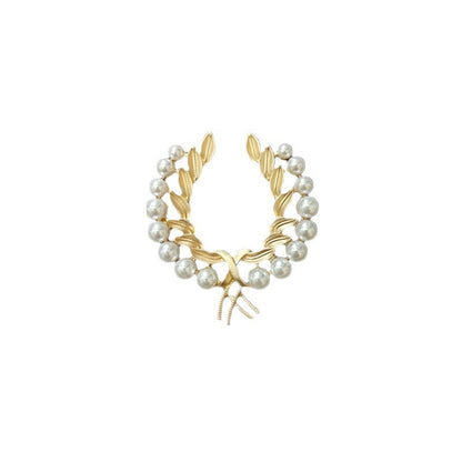 Romantic Pearl Piece for Special Moments