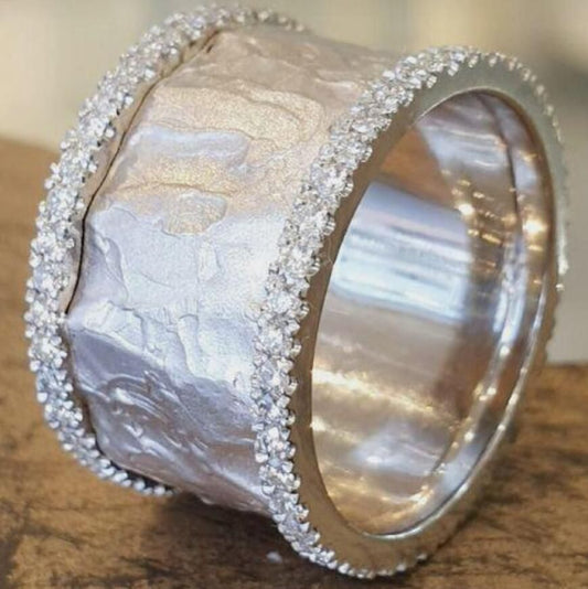 Elegant Silver Ring for Every Occasion