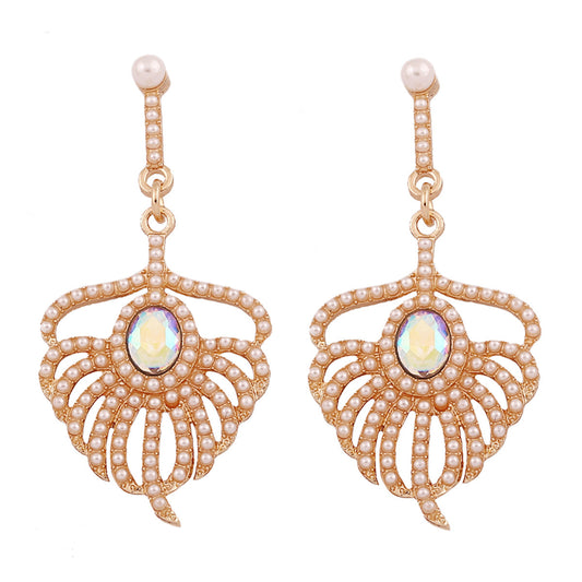 Romantic Pearl Earring for Special Moments