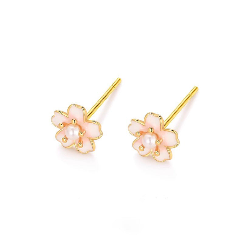 Stunning Pearl Earring for Daily Wear