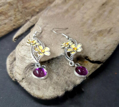 Romantic Silver Earring for Special Moments