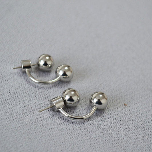 Beautiful Gold Earring with Unique Style