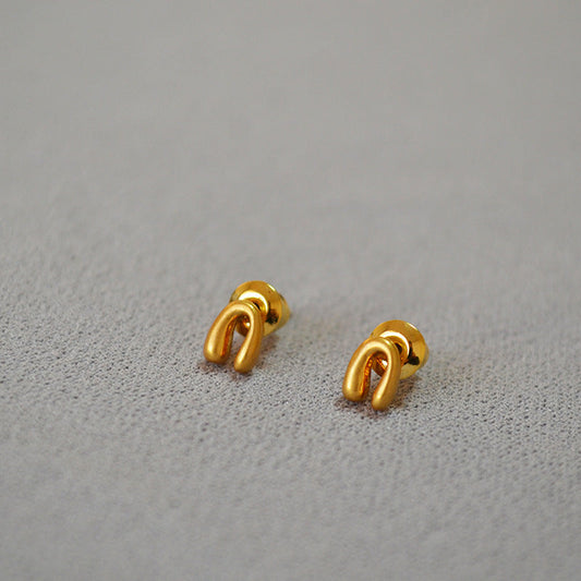 Elegant Gold Earring for Every Occasion