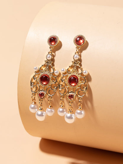 Classic Pearl Earring with Timeless Appeal