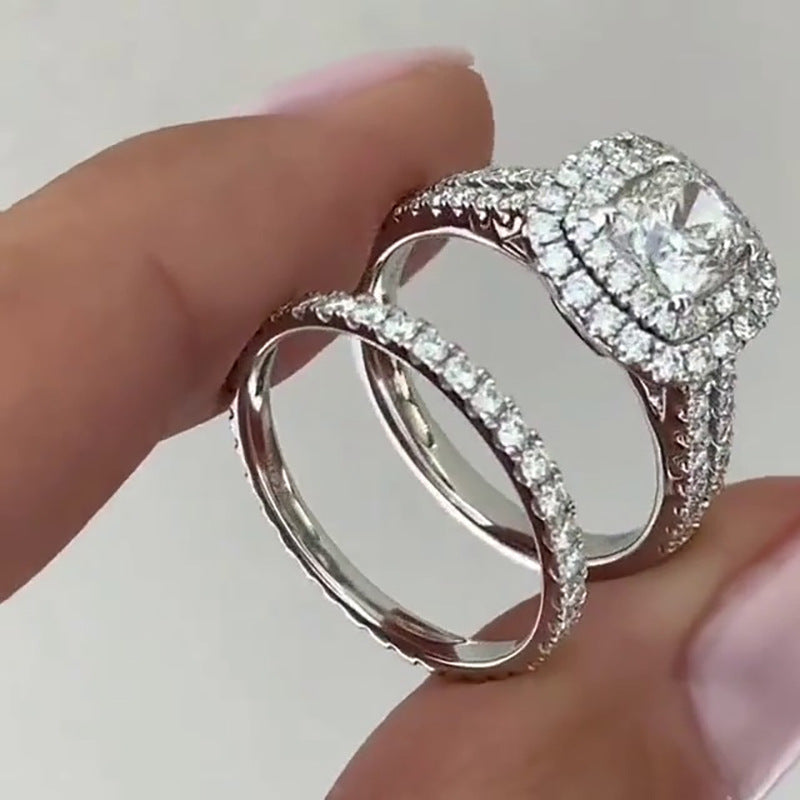 Beautiful Set with Unique Style