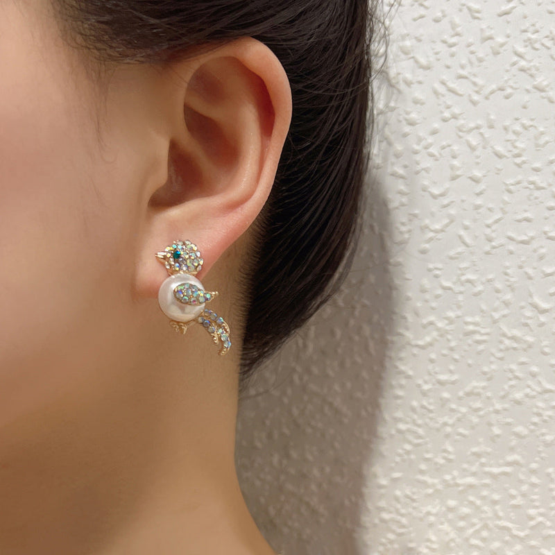 Classic Pearl Earring with Timeless Appeal