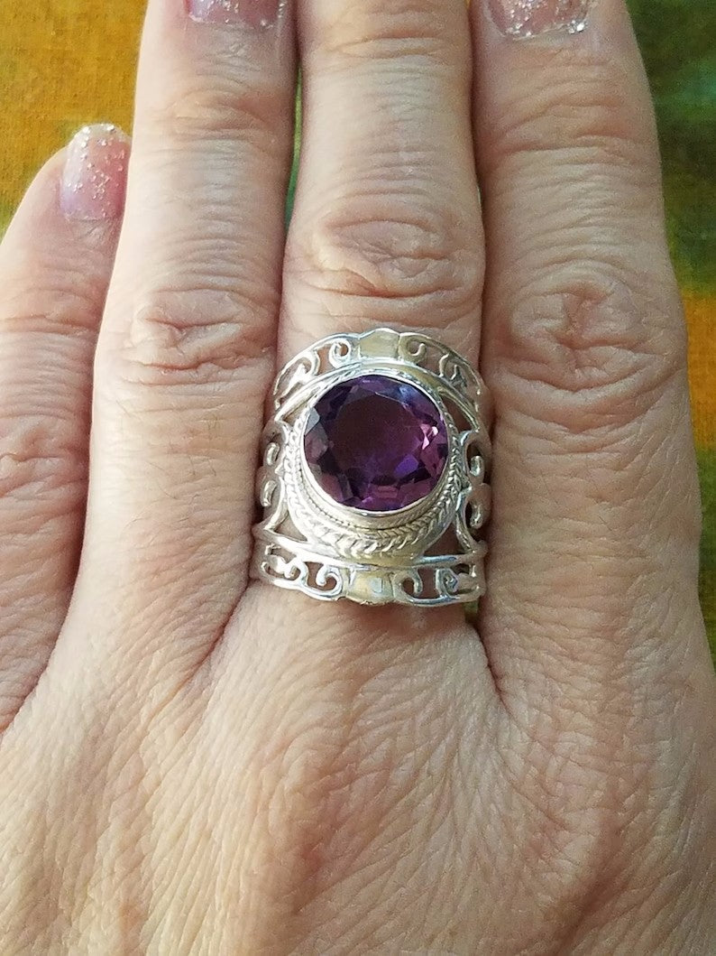 Charming Ring for Any Occasion